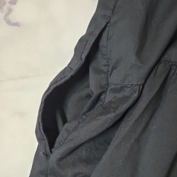 Hollister Black Puff Sleeve Smocked Dress - Picture 7 of 7